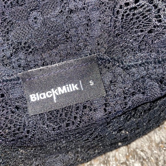 BLACKMILK THE WIDOW LACE KIMONO - LIMITED - Picture 4 of 4